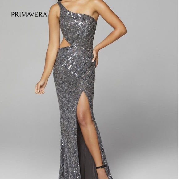 Primavera Gown - Picture 1 of 6